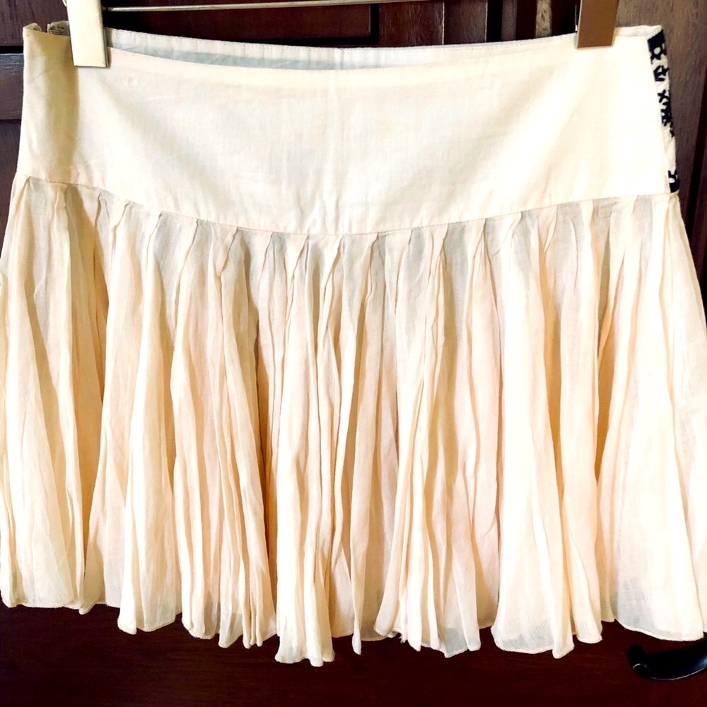 🔥Free People super flowy skirt. - Picture 3 of 4